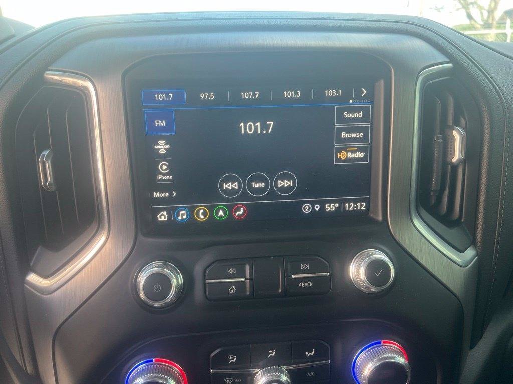 Used 2021 GMC Sierra 3500 Denali w/ Denali Ultimate Package AWD/4WD image 3