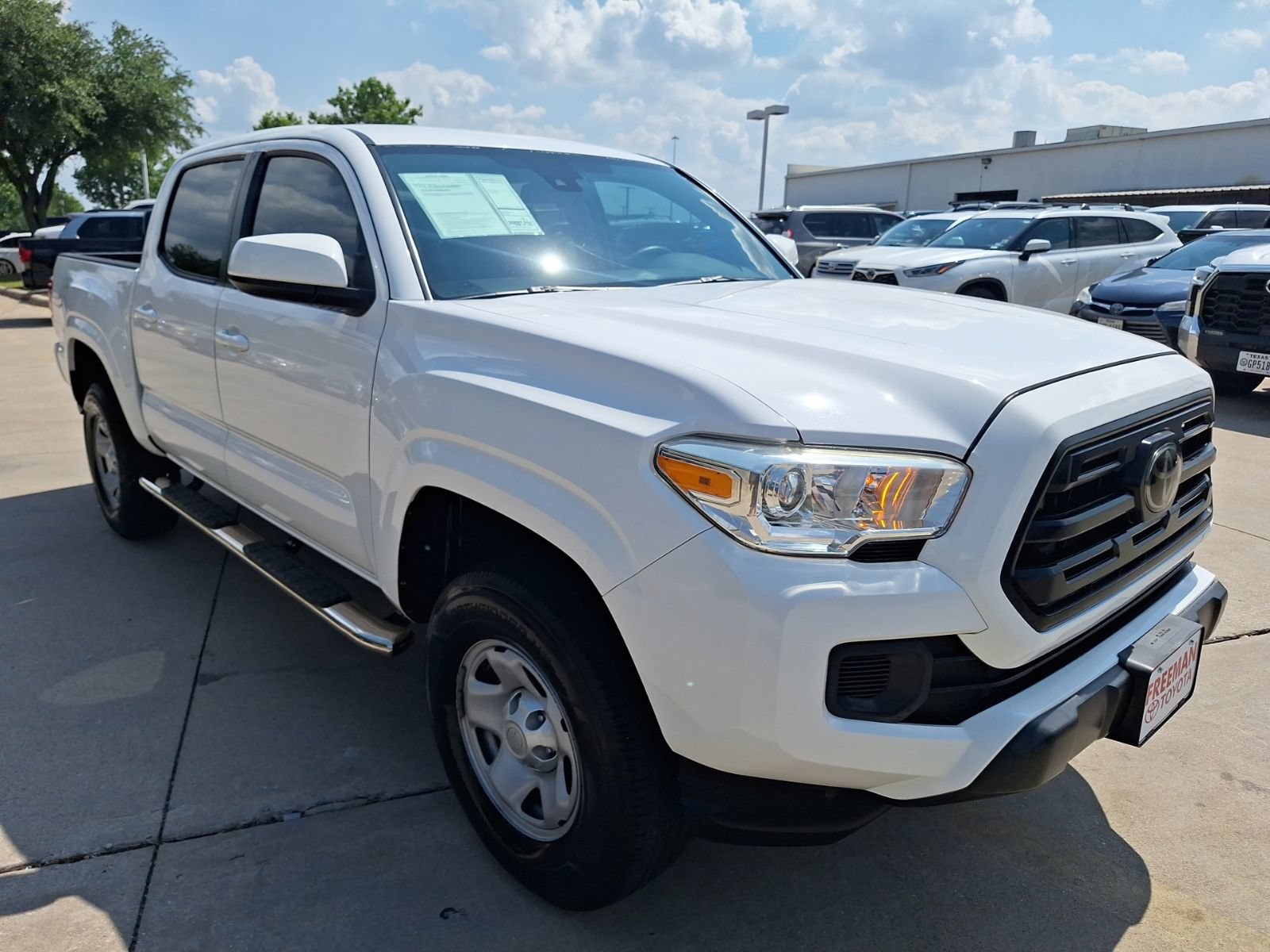 Used 2019 Toyota Tacoma SR w/ SR Convenience Package RWD image 8