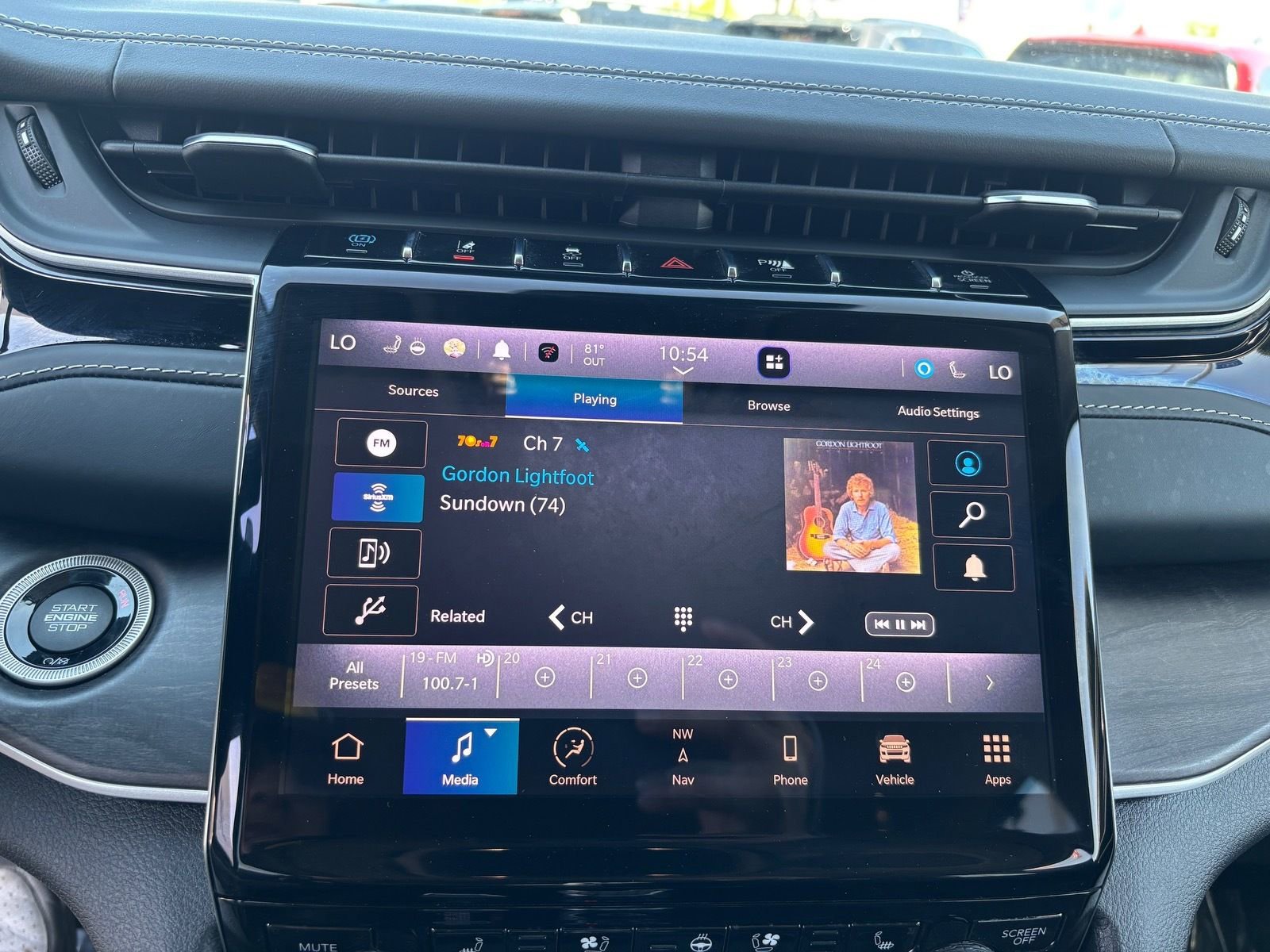 Used 2022 Jeep Grand Cherokee Limited 4xe w/ Luxury Tech Group II image 24