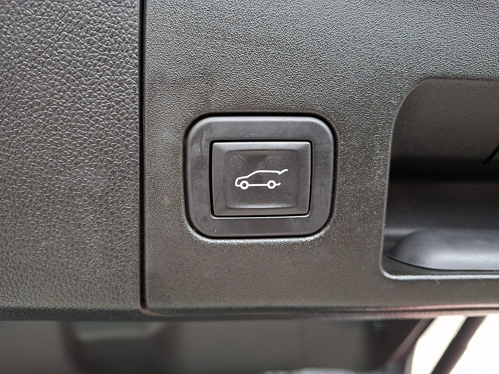 Used 2025 Cadillac XT4 Premium Luxury AWD/4WD image 29
