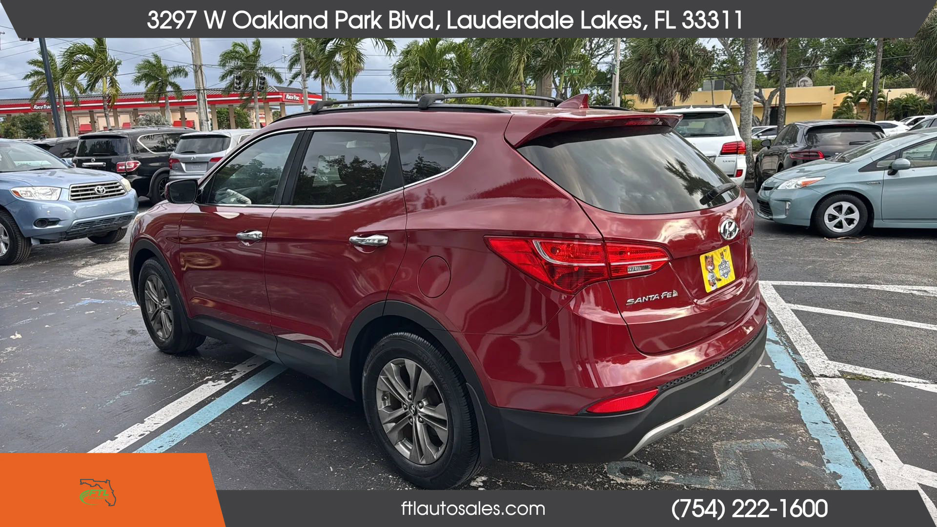 Used 2013 Hyundai Santa Fe Sport w/ Popular Equipment Pkg FWD image 3