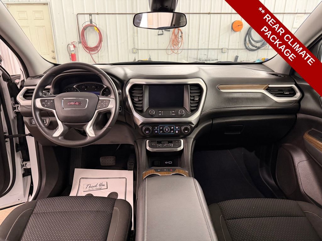 Used 2023 GMC Acadia SLE w/ Driver Convenience Package image 15