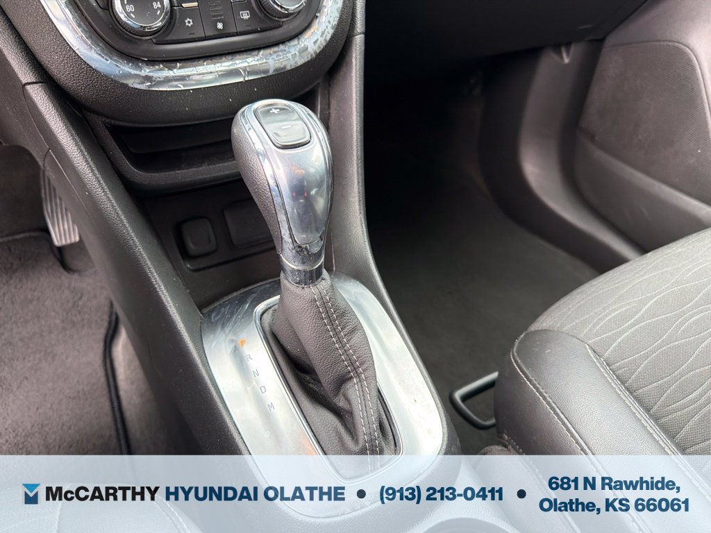 Used 2016 Buick Encore Convenience FWD image 28