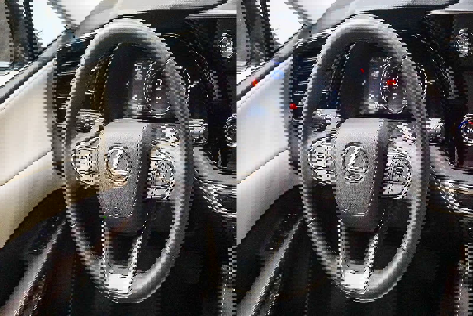 Used 2023 Lexus RX 350 FWD w/ Cold Area Package image 16