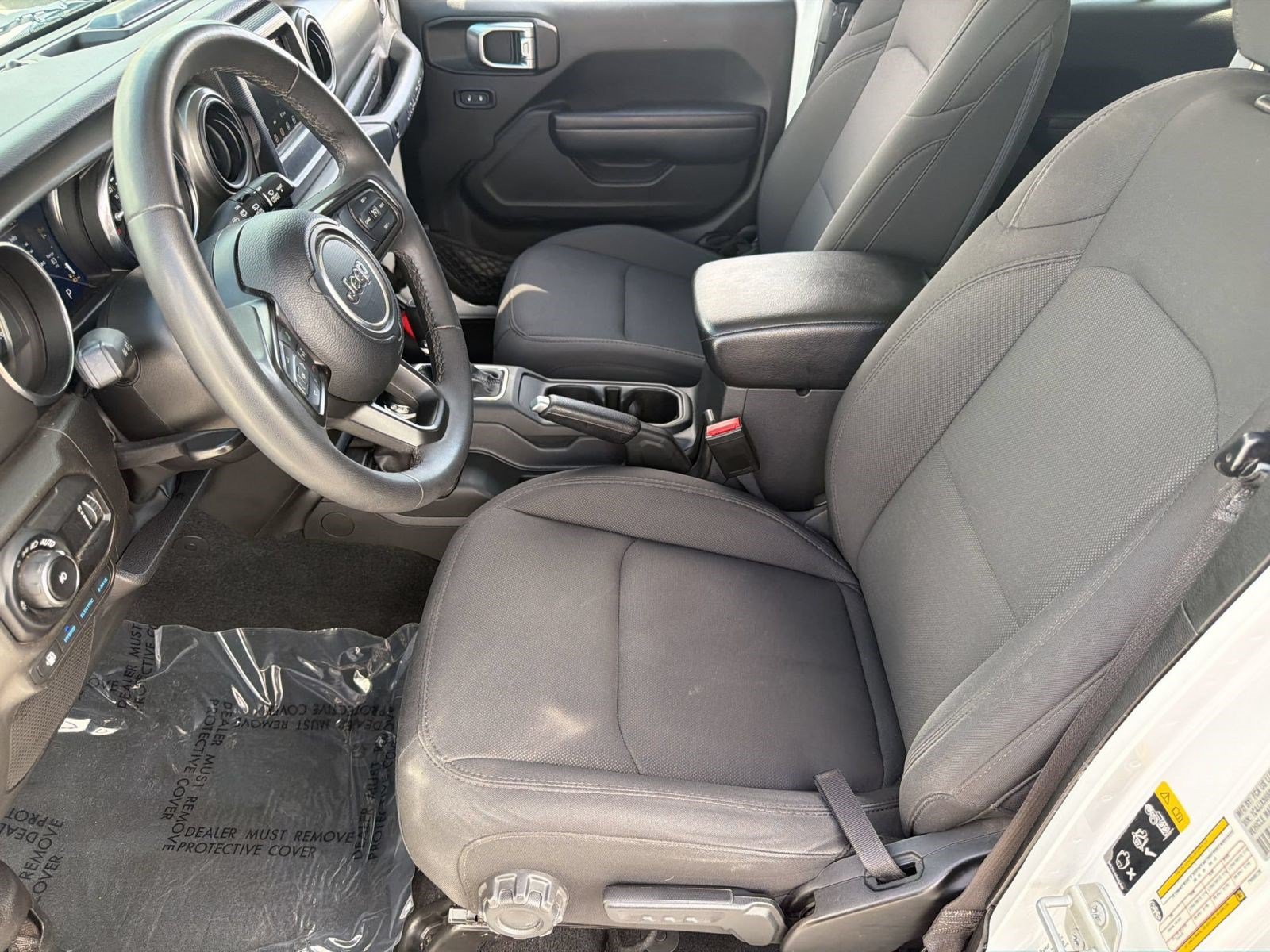 Used 2023 Jeep Wrangler Unlimited AWD/4WD image 5