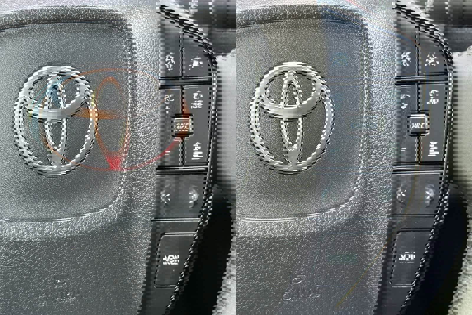 Certified 2025 Toyota bZ4X FWD image 27