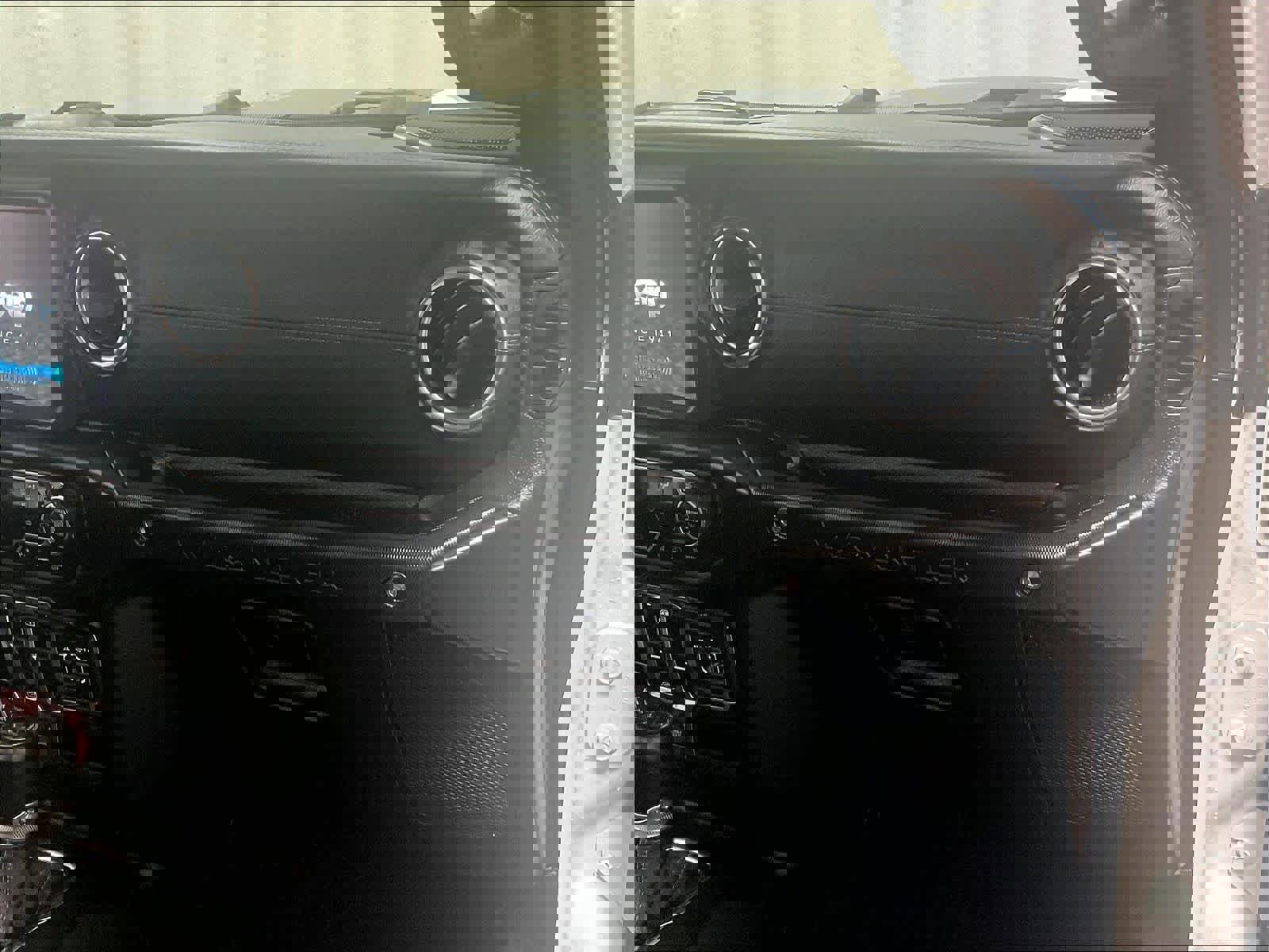 Used 2021 Jeep Wrangler Unlimited Rubicon 4xe w/ Steel Bumper Group image 13