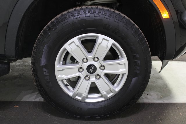 Used 2024 Ford Ranger XL image 29