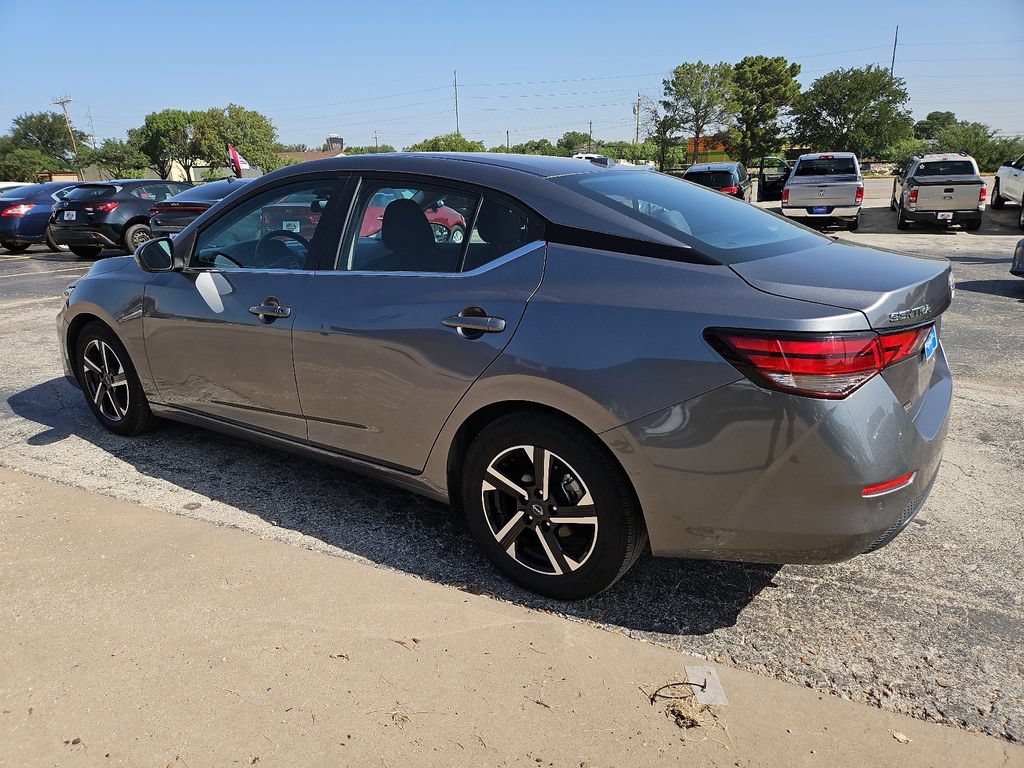 Used 2024 Nissan Sentra SV FWD image 7