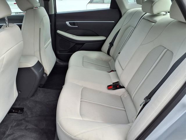 Certified 2025 Hyundai Sonata SEL image 9