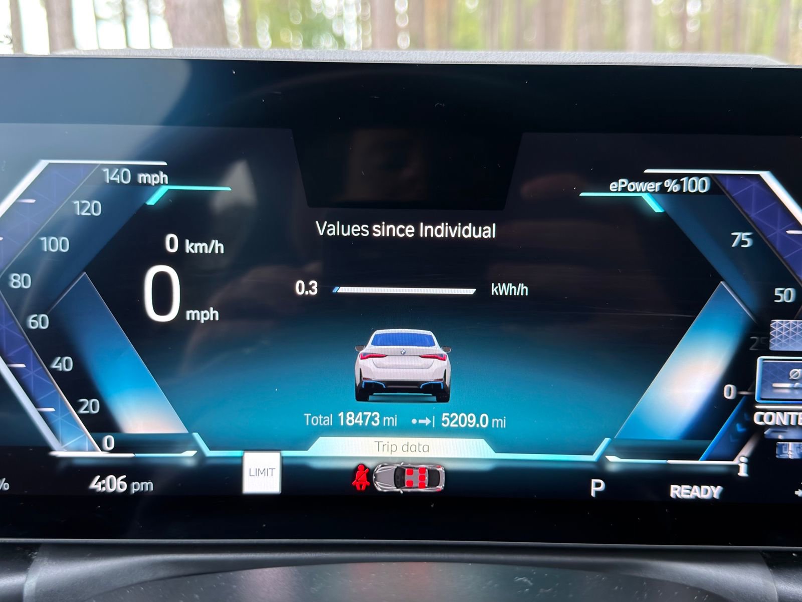 Used 2023 BMW i4 eDrive40 w/ Premium Package image 26