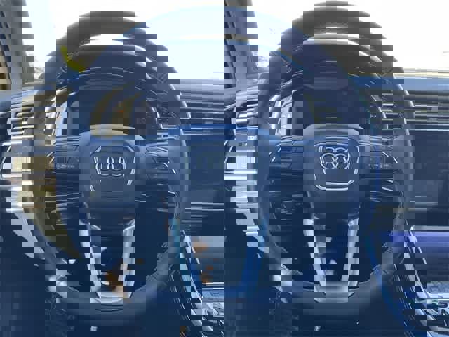 Used 2025 Audi Q7 2.0T Premium Plus image 19