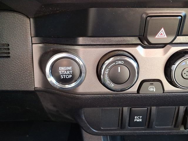 Certified 2023 Toyota Tacoma TRD Off-Road image 22