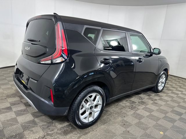 Used 2023 Kia Soul LX w/ Option Group 015 image 3
