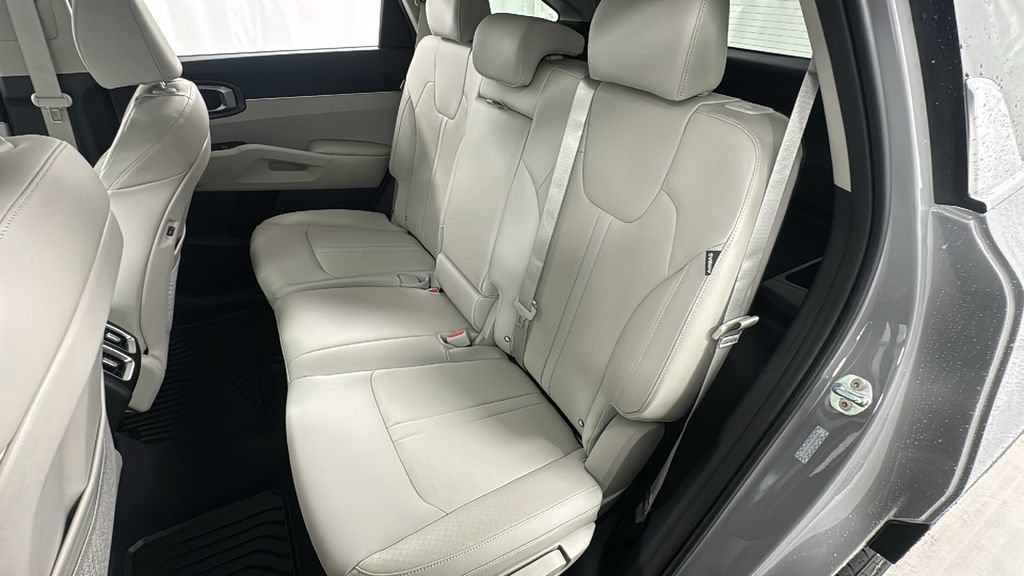 New 2026 Kia Sorento S AWD/4WD image 12