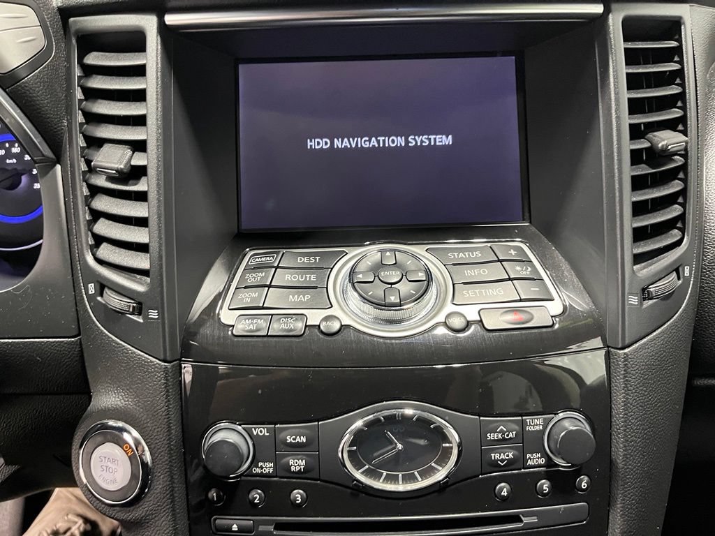 Used 2013 INFINITI FX37 AWD w/ Premium Pkg image 17