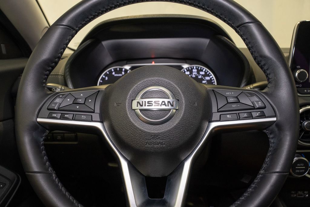 Used 2020 Nissan Sentra SV w/ Lighting Package image 17