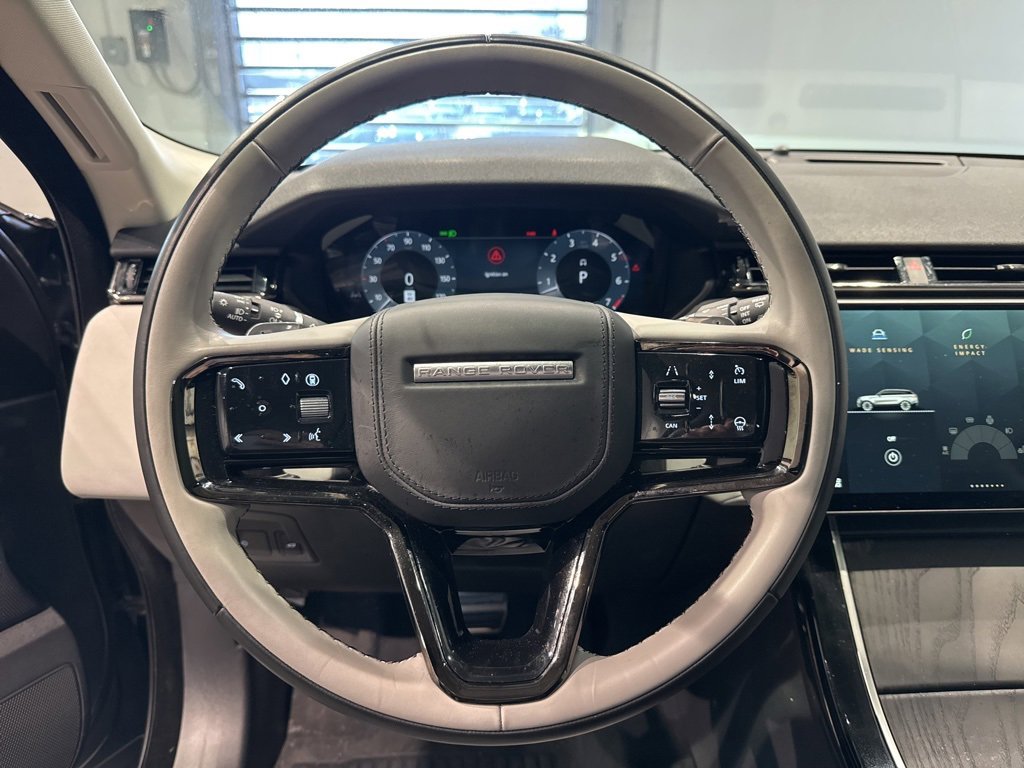 Used 2025 Land Rover Range Rover Velar Dynamic SE image 23