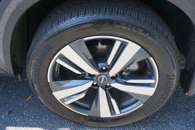 Certified 2024 Nissan Rogue SL image 13