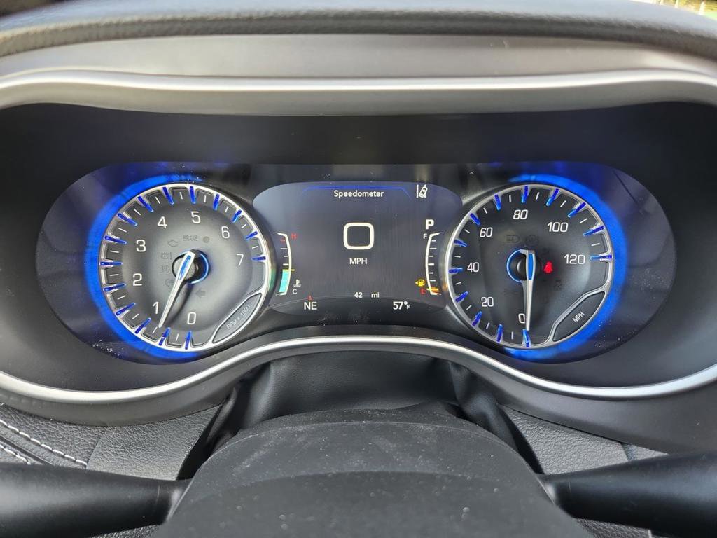 New 2026 Chrysler Pacifica Select w/ S Appearance Package FWD image 25