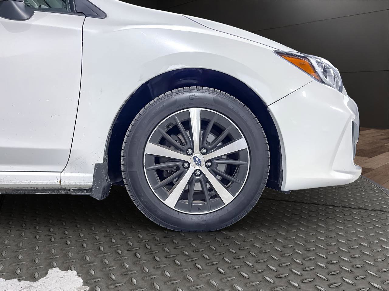 Used 2019 Subaru Impreza 2.0i Premium image 23