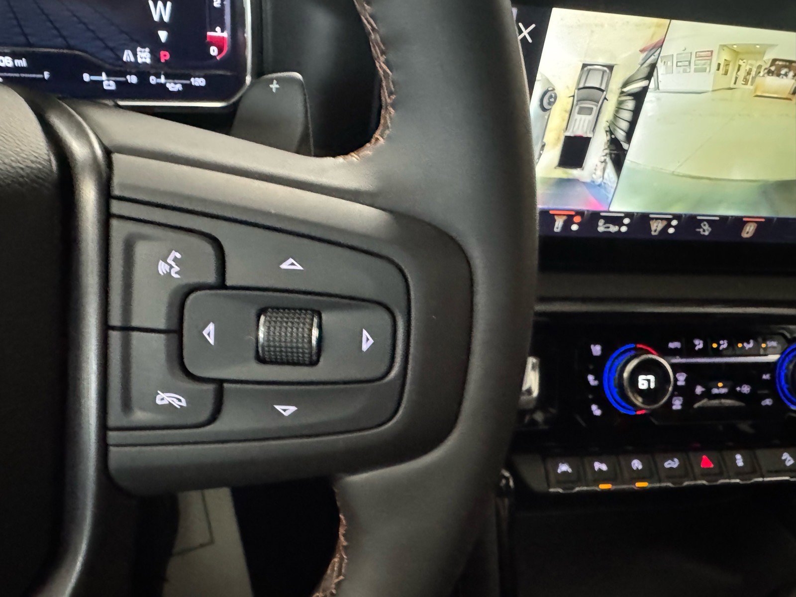 Used 2025 GMC Sierra 1500 AT4 w/ AT4 Premium Package image 29