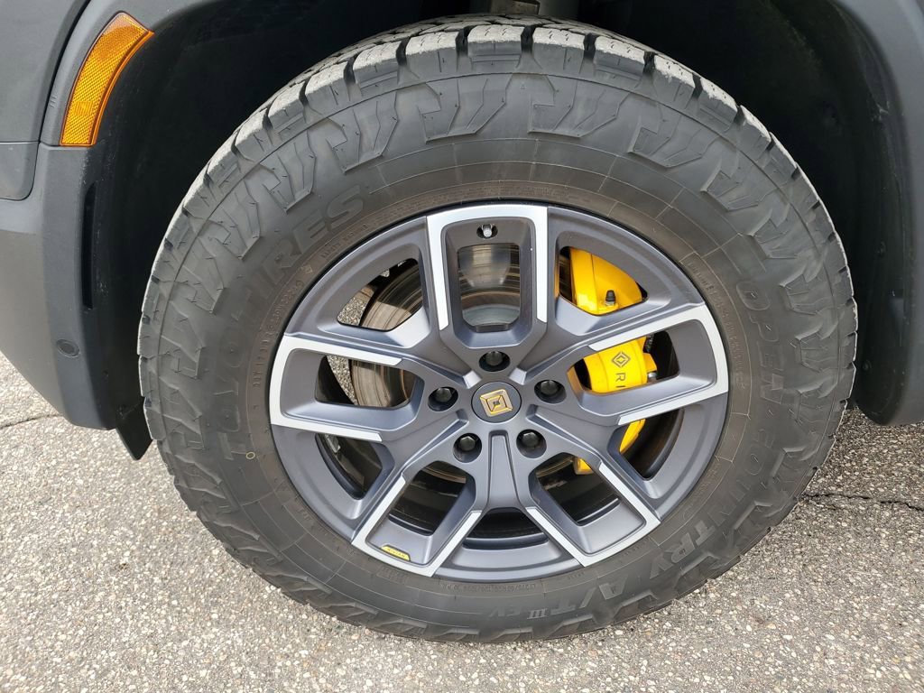 Used 2022 Rivian R1T Launch Edition image 34