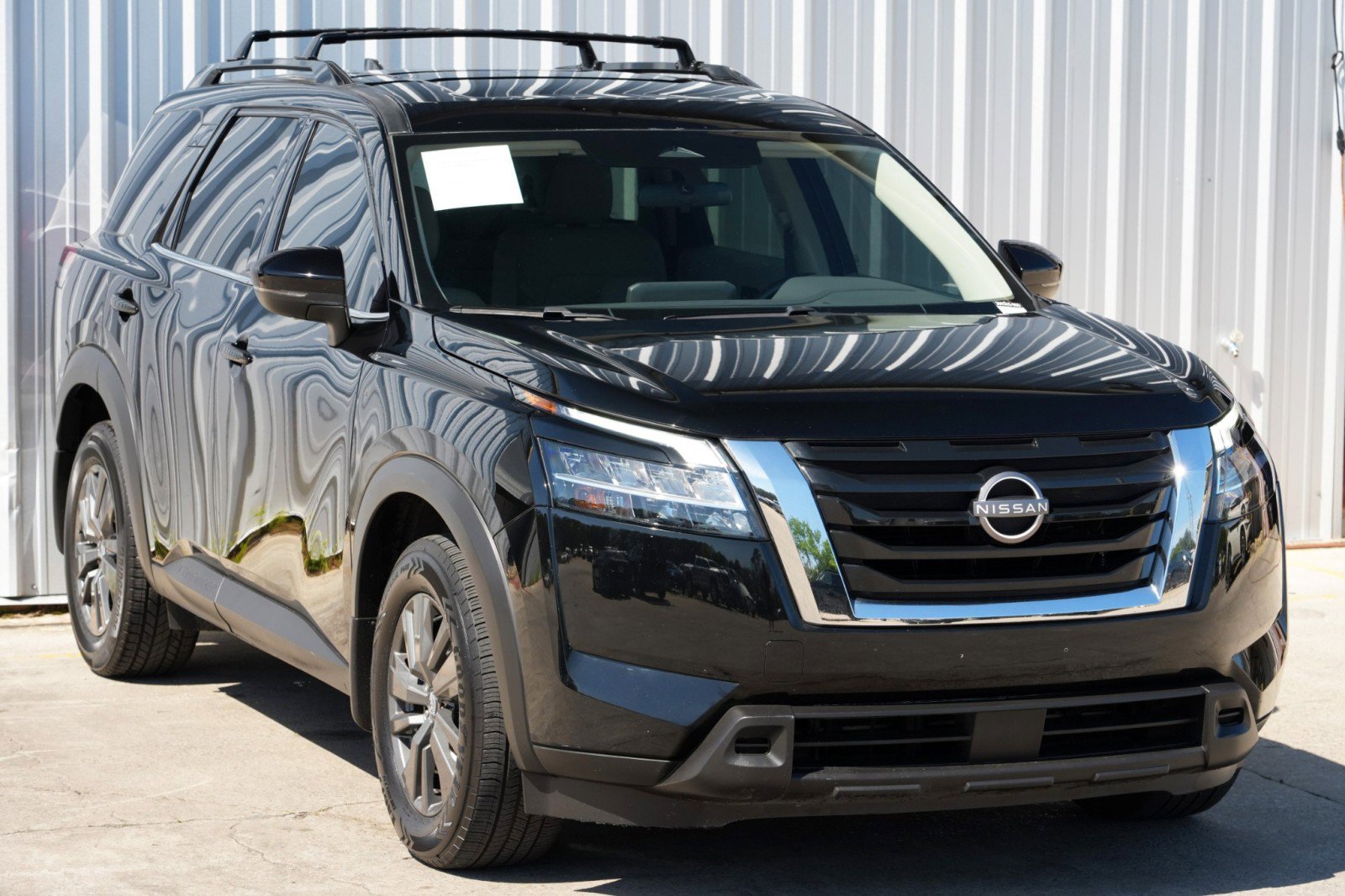 Used 2022 Nissan Pathfinder SV w/ SV Premium Package image 51