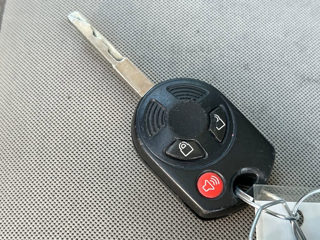 Used 2014 Ford Escape SE image 29