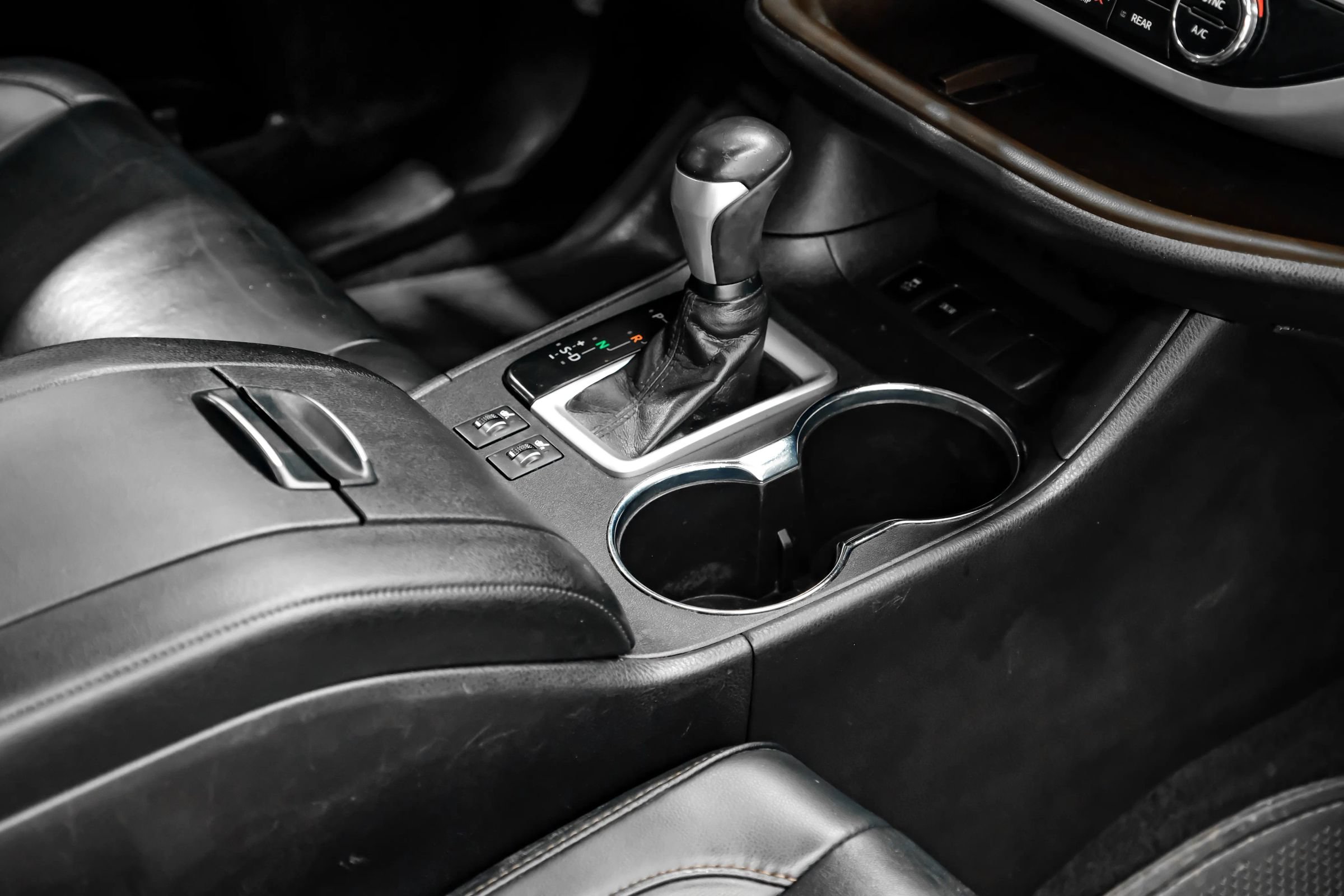Used 2019 Toyota Highlander XLE FWD image 22