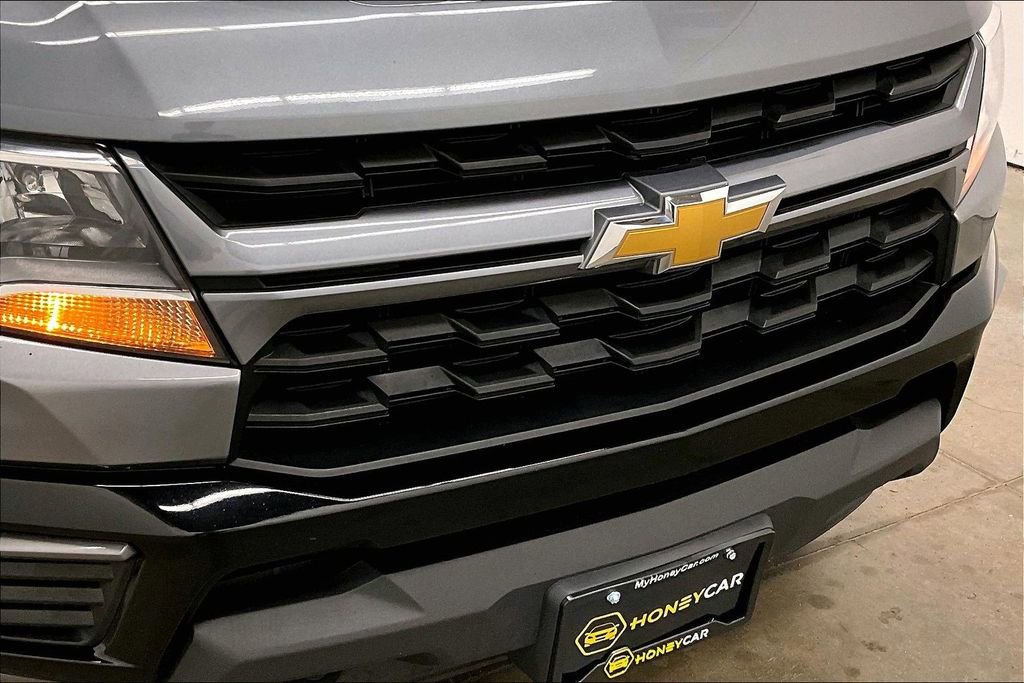 Used 2022 Chevrolet Colorado LT AWD/4WD image 32