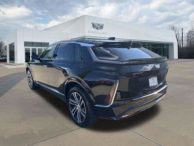 New 2026 Cadillac Lyriq Luxury w/ LPO, Floor Liner Package RWD image 5