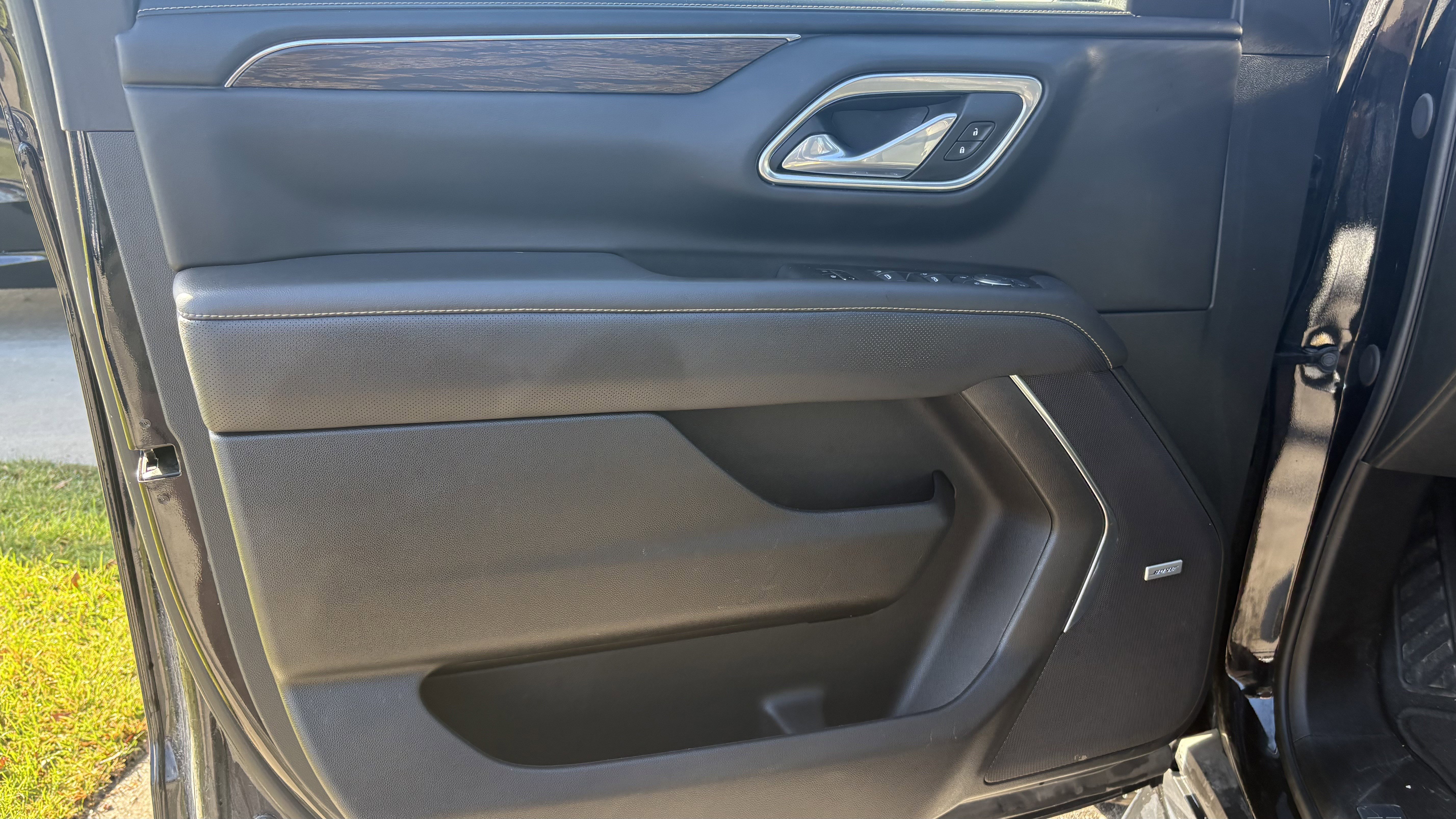 Used 2024 Chevrolet Tahoe Premier image 16