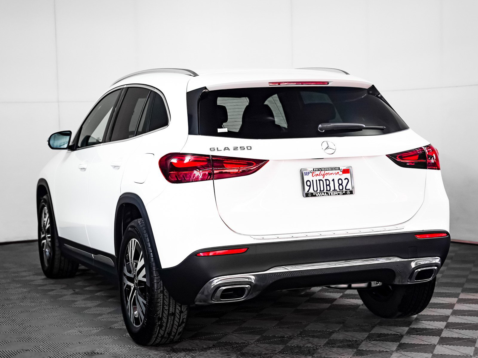 Certified 2026 Mercedes-Benz GLA 250 image 2