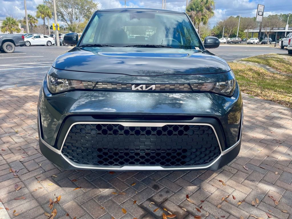 Used 2025 Kia Soul LX w/ LX Technology Package image 9