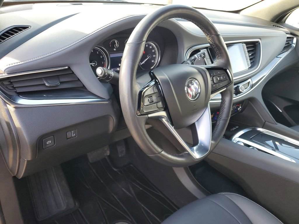 Certified 2023 Buick Enclave Essence image 8