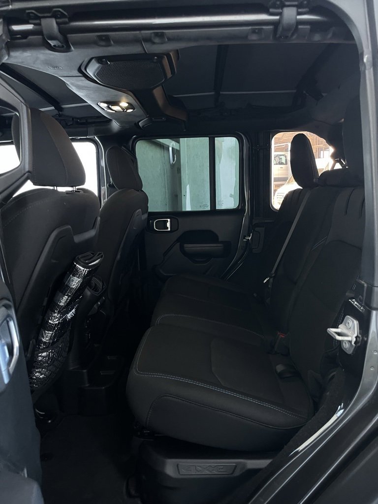 Used 2022 Jeep Wrangler Unlimited Rubicon 4xe w/ Safety Group image 21