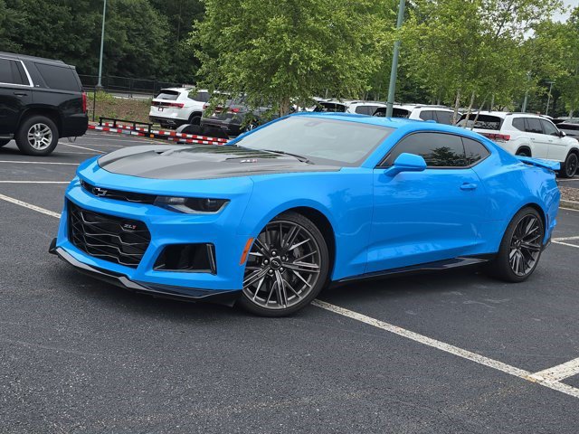 Used 2022 Chevrolet Camaro ZL1 RWD image 1