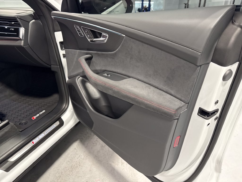 Used 2025 Audi RS Q8 performance AWD/4WD image 40