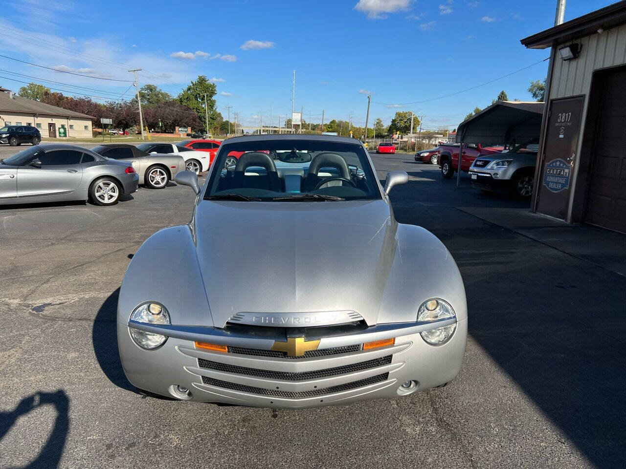 Used 2004 Chevrolet SSR w/ Preferred Equipment Group RWD image 75