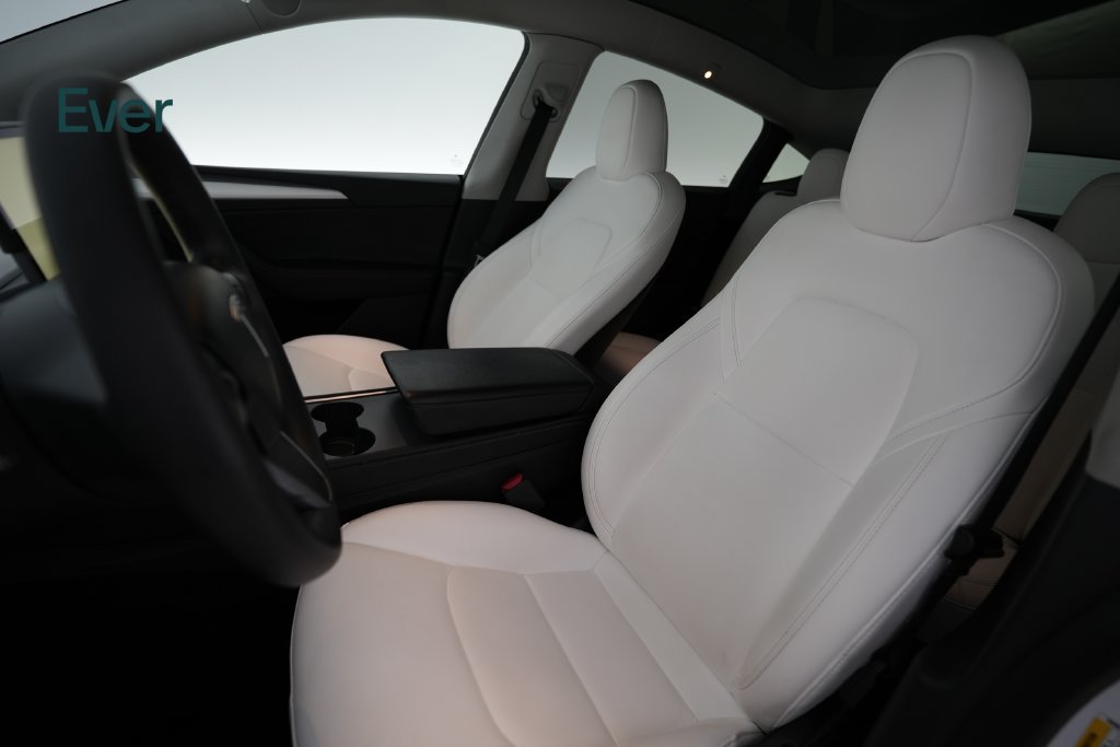 Used 2023 Tesla Model Y Performance AWD/4WD image 4