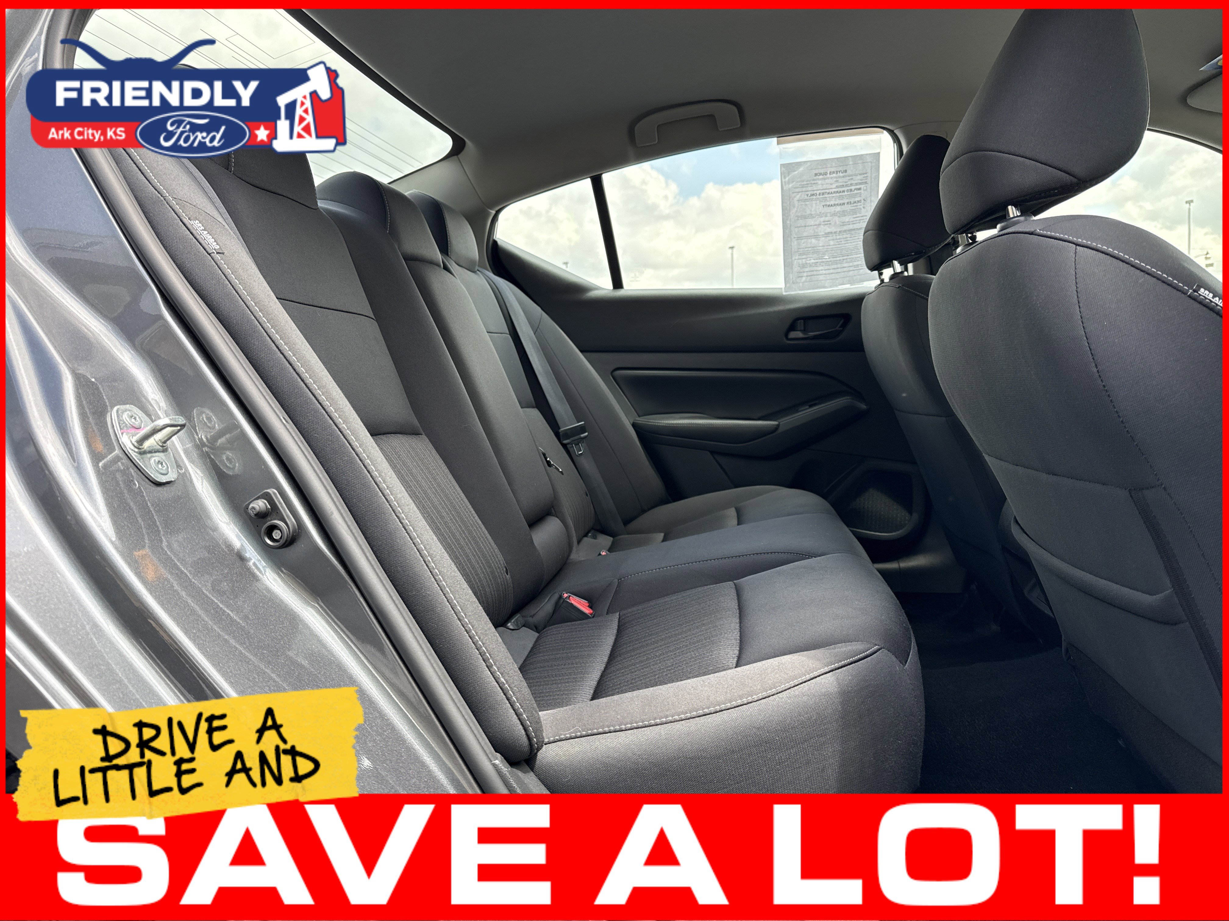 Used 2024 Nissan Altima 2.5 SV FWD image 17