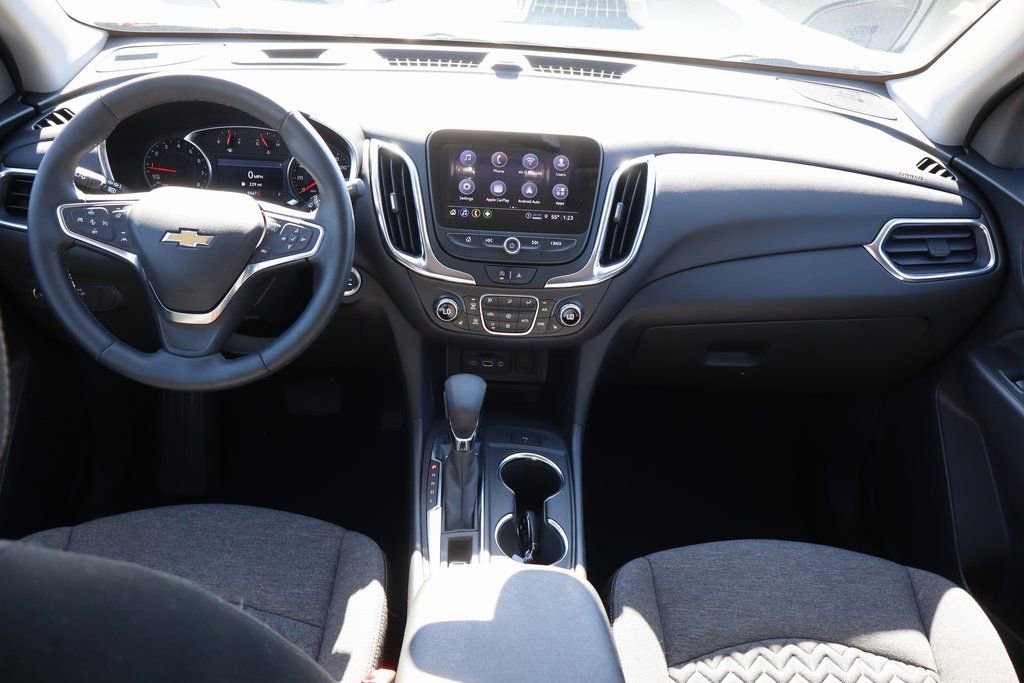 Used 2024 Chevrolet Equinox LT image 18