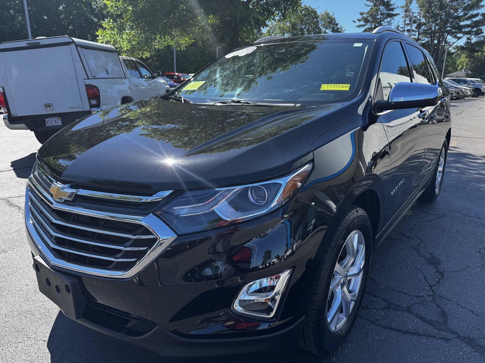 Used 2020 Chevrolet Equinox Premier AWD/4WD image 3