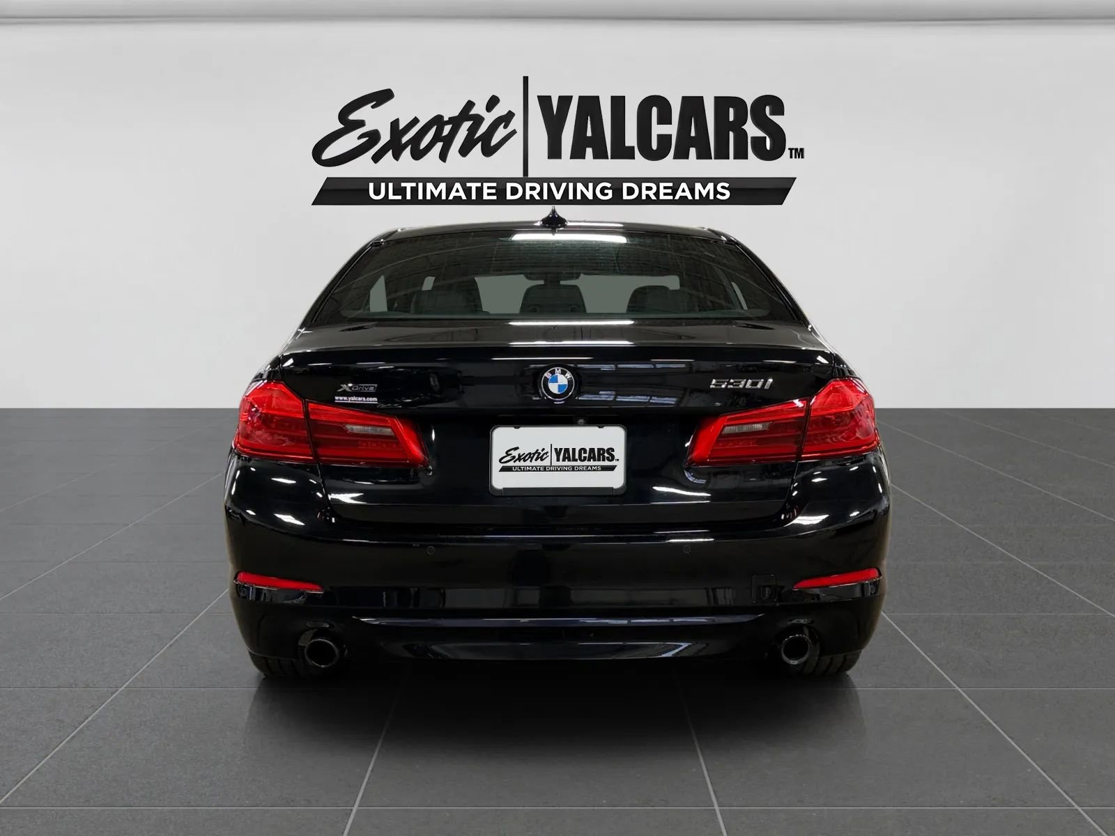 Used 2018 BMW 530i xDrive 530i xDrive Sedan 4D w/ Premium Package image 4