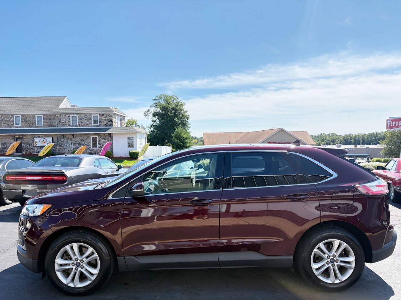 Used 2020 Ford Edge SEL w/ Convenience Package AWD/4WD image 4