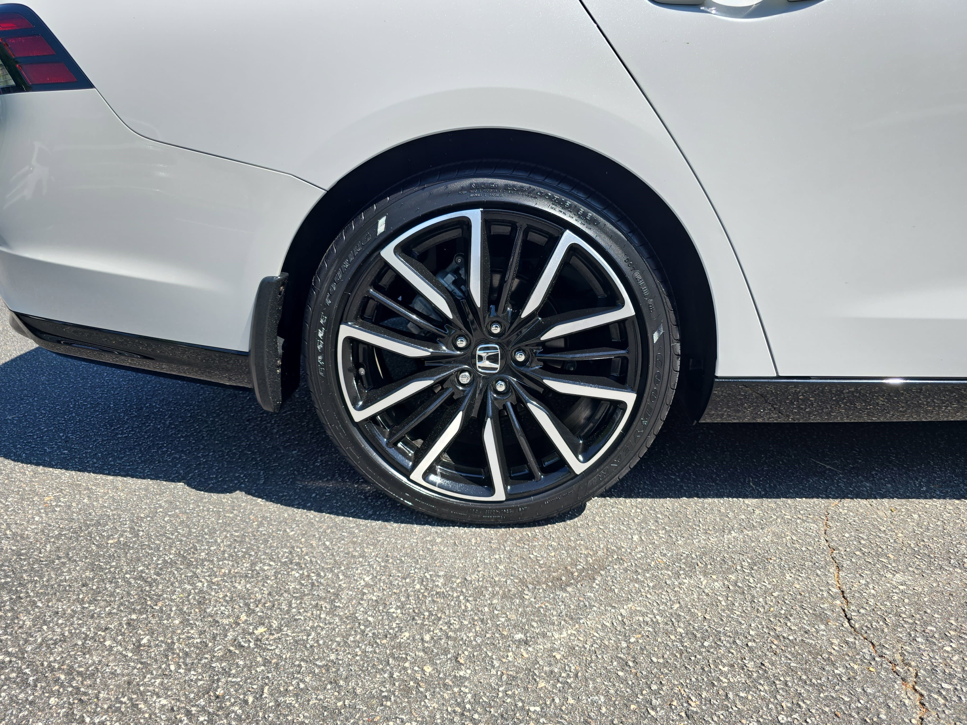 Used 2023 Honda Accord Touring image 34