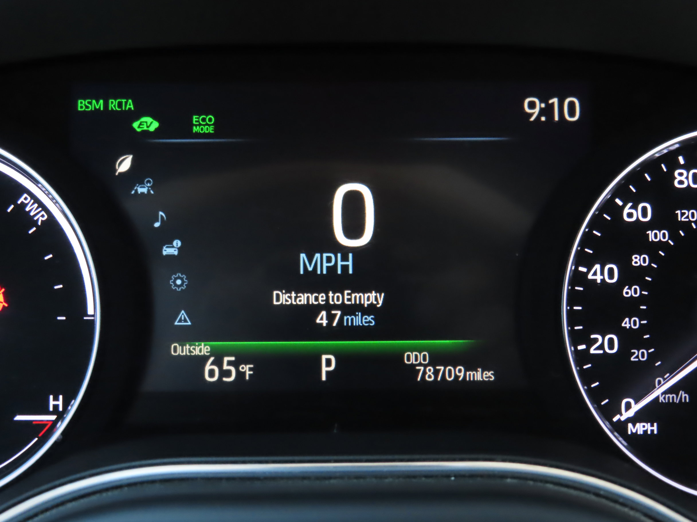 Used 2021 Toyota Avalon XLE image 19