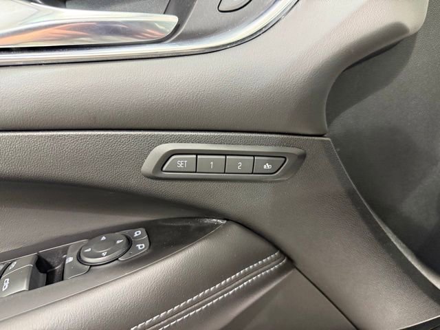 Used 2018 Buick LaCrosse Premium w/ Driver Confidence Package #2 FWD image 10