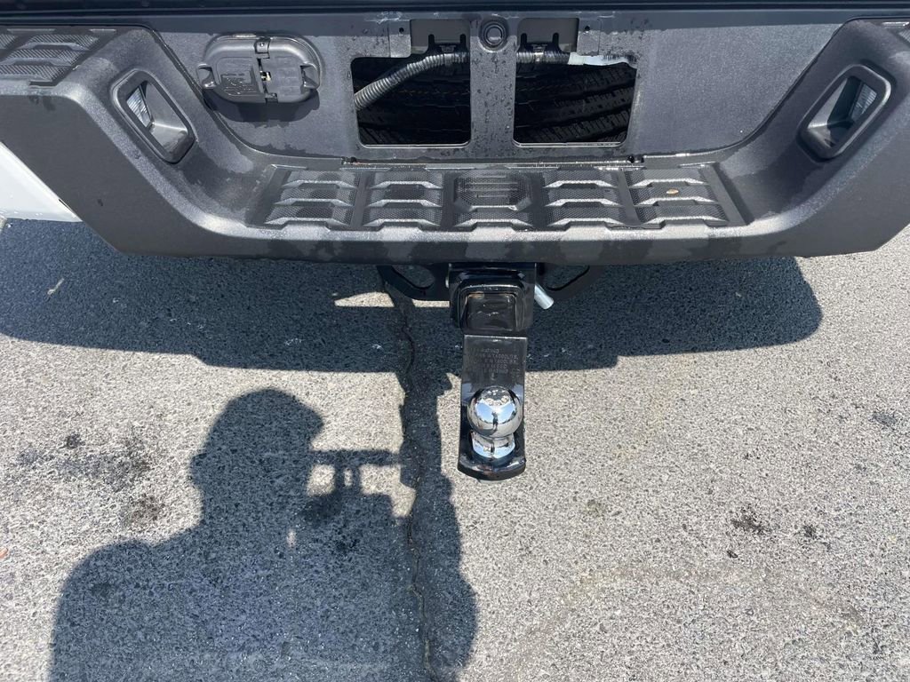 Used 2023 Toyota Tacoma SR5 w/ Technology Package image 32